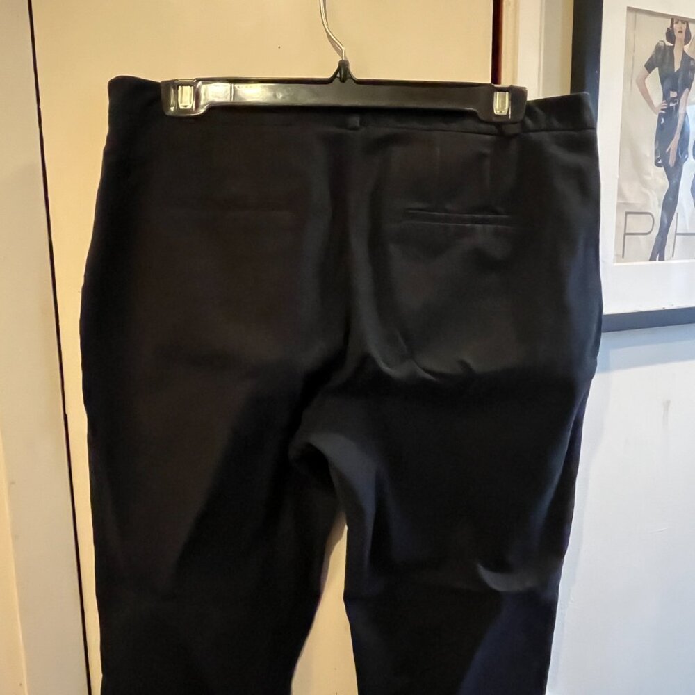 ZARA - size 10 Black Cropped Twill Work Pants - Picture 3 of 3